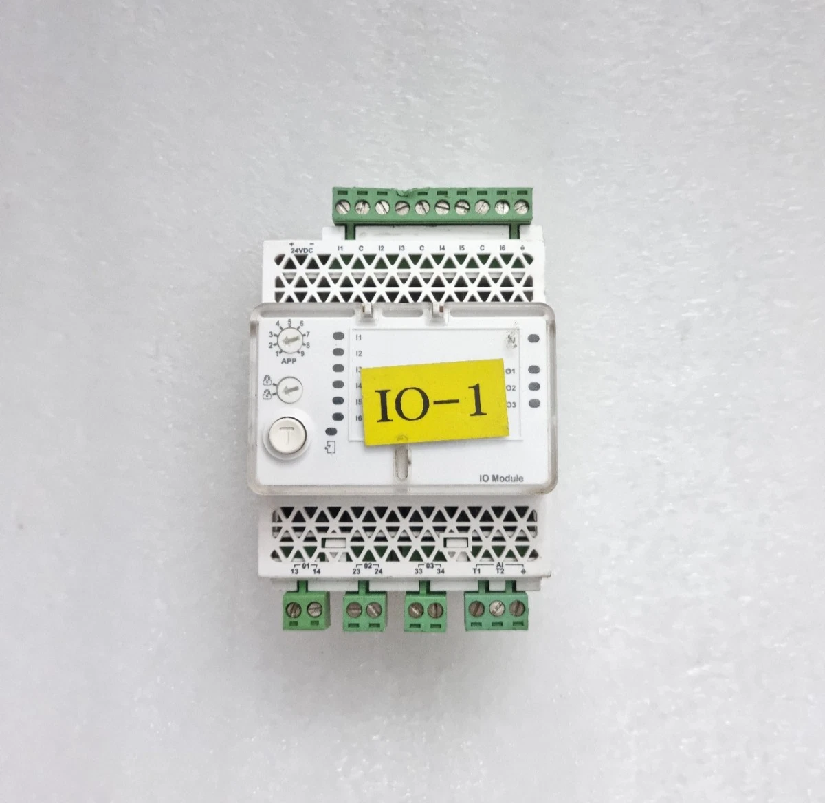 Schneider LV434063 IO Module 24Vdc 165mA For Lv Breaker LV434063